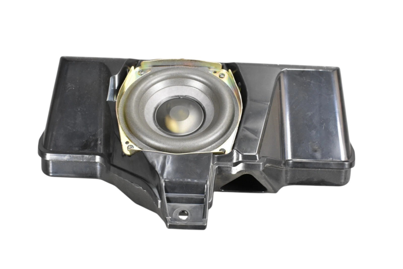 03-12 Maserati Quattroporte Sub Box & Woofer Speaker Audio Bose Oem