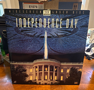 Independence Day LaserDisc THX Widescreen 1996 PG 13 Will Smith Emmerich