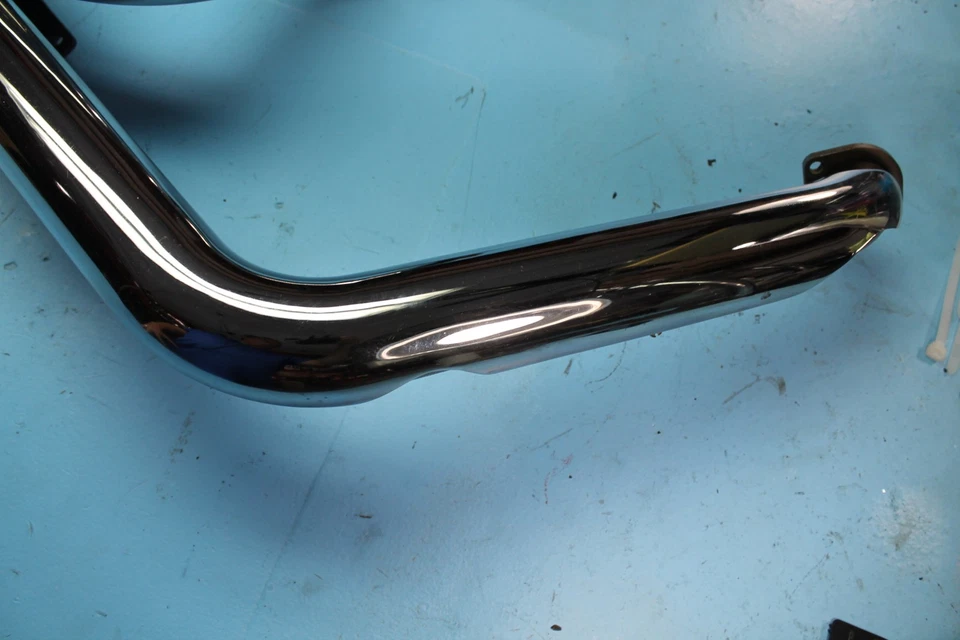 TUBO DE CABEZAL DE ESCAPE HARLEY-DAVIDSON DYNA FXDL FREEDOM PERFORMANCE 1456 98 Foto 2 de 4