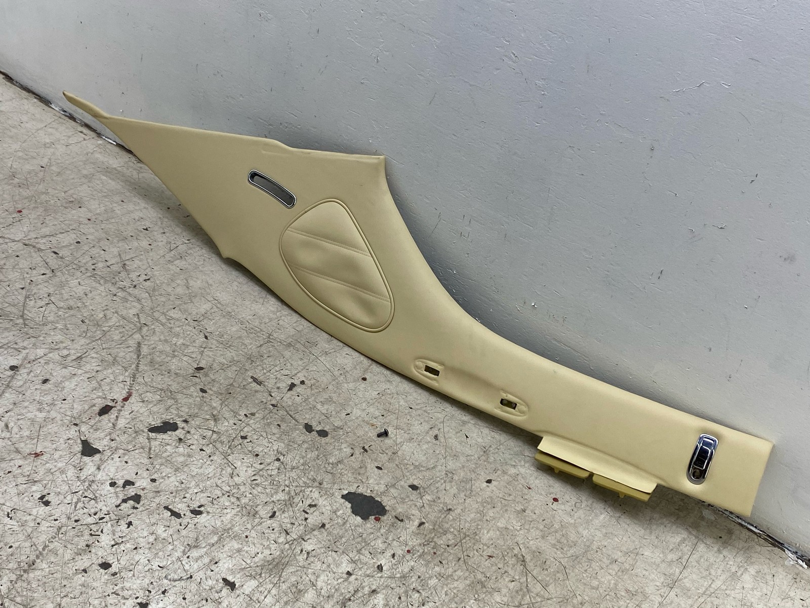 2010-2020 BENTLEY MULSANNE OEM REAR RIGHT PASSENGER C PILLAR TRIM COVER PANEL