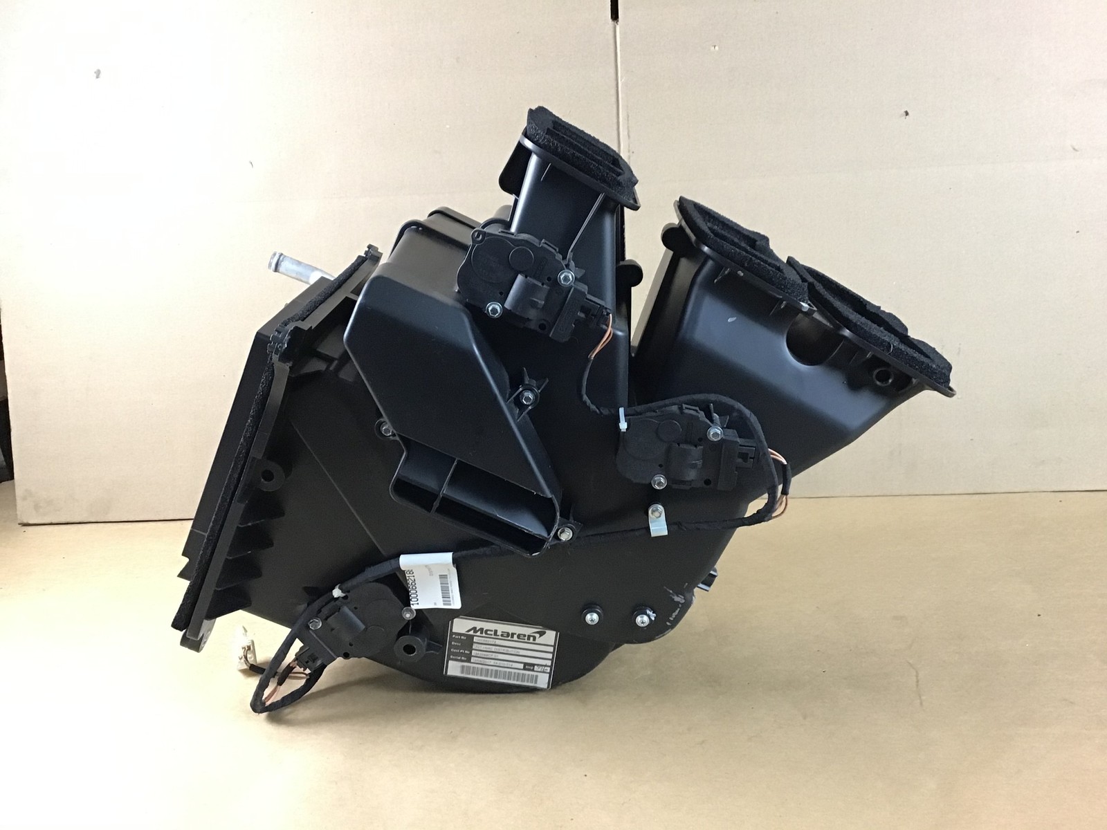McLaren 570S 570 2017 Evaporator Heater Core Duct Box 15 16 17 18 19 20 *$7