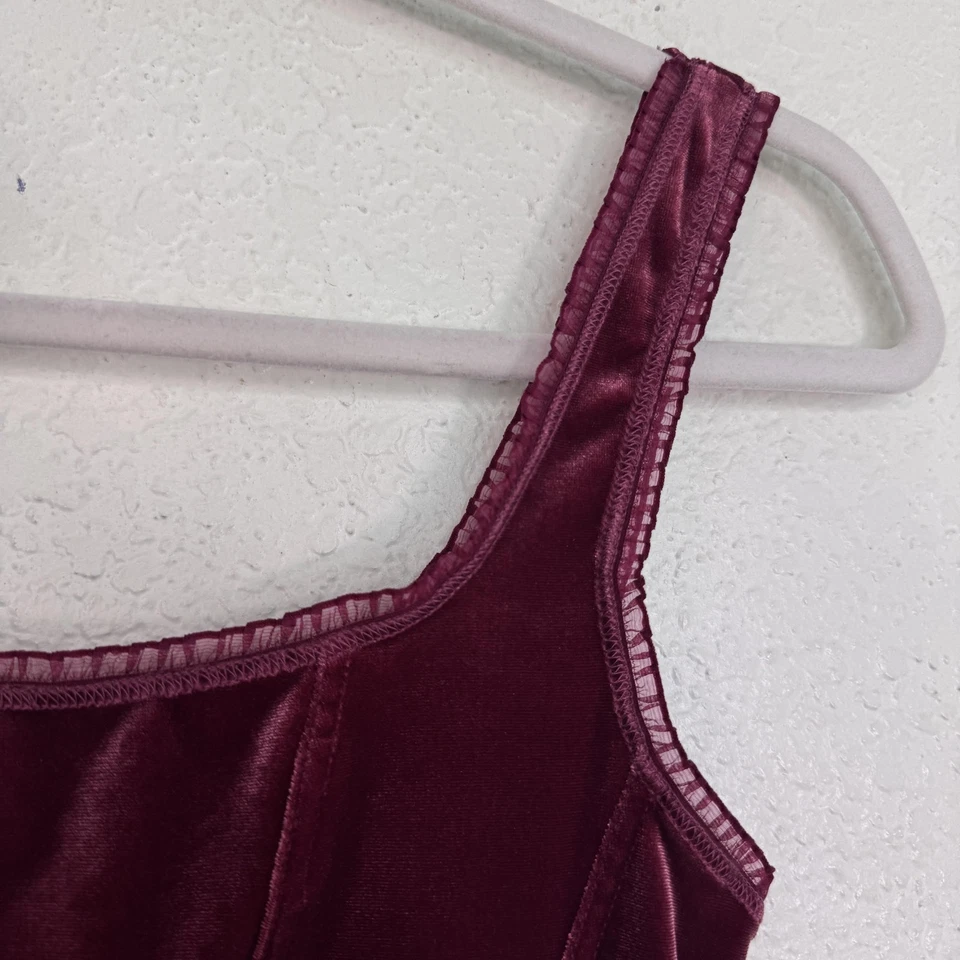 Camiseta sin mangas Y2K para mujer mediana de terciopelo sin mangas Camisola Cami Corsé Estilo Suave Arianne Foto 4 de 4