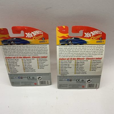 Hot Wheels Classics Series 1 LOT Blue 32 Ford And Purple T-Bucket