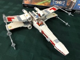RETIRED Lego 9493 Star Wars X Wing Fighter (100% COMPLETE WITH MINI-FIGS) 2012 