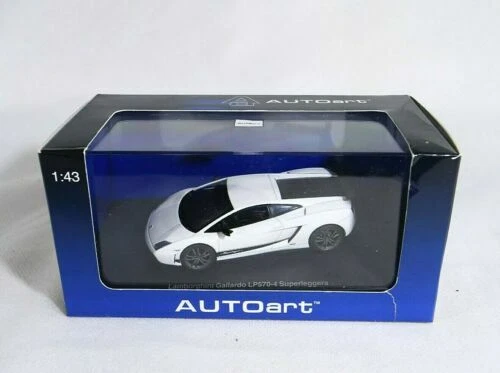 Camiones de automodelismo y aeromodelismo AUTOart Escala 1:43