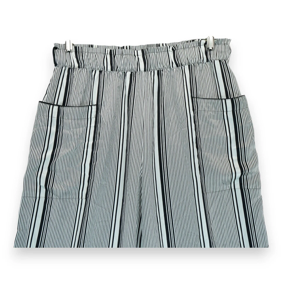 Victoria’s Secret Women’s Wide Leg Satin Lounge Pants Black & White Size Large - Image 3 of 4