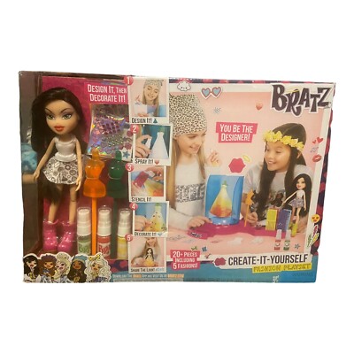 Bratz Creat-It-Yourself Fashion Playset with Doll - 20+ Pieces - New in Box