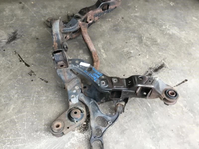 2011 FORD TAURUS LIMITED 3.5L FWD SUBQUADRO TRASEIRO CROSSMEMBER SERVE 11-16 MKS FABRICANTE DE EQUIPAMENTO ORIGINAL+ - Imagem 4 de 4