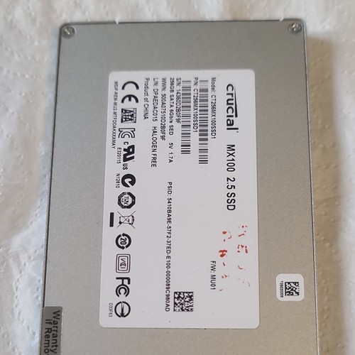 Crucial MX100 SSD interne 256 Go 2,5" SATA III CT256MX100SSD1 1