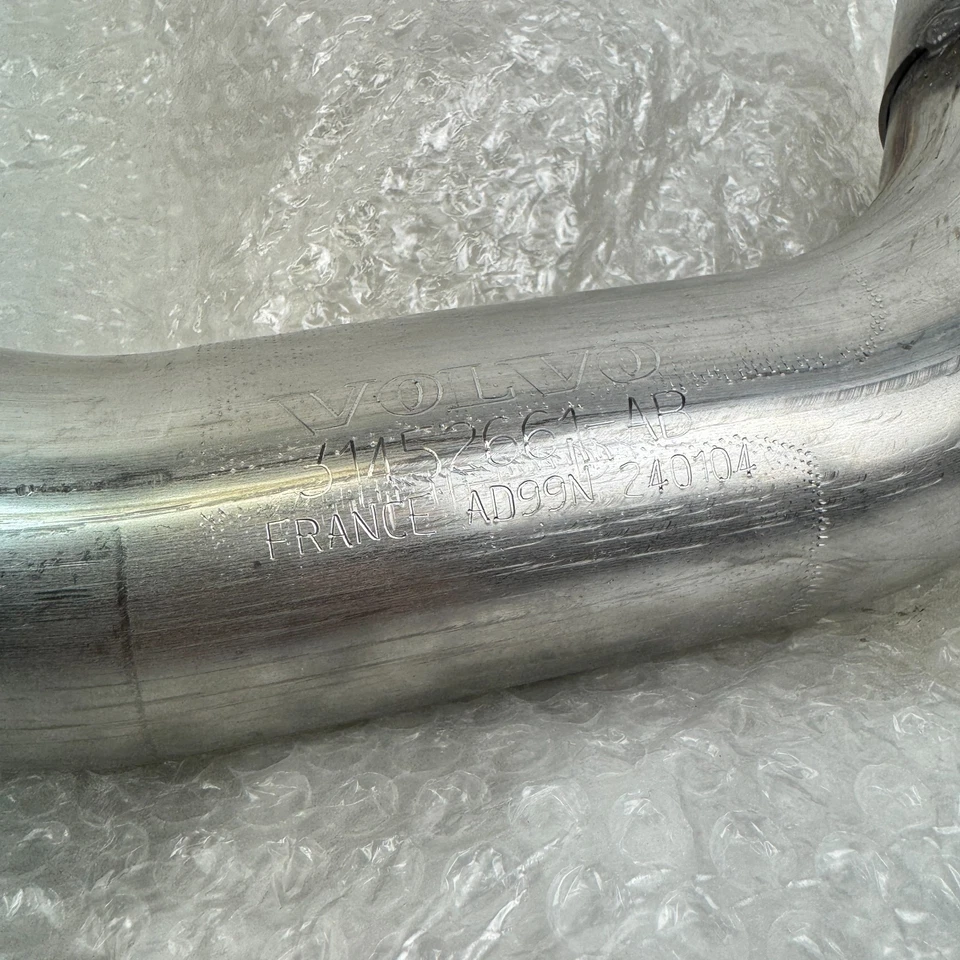 OEM 2018 2019 2020 2021 Volvo XC60 Left LH Tail Pipe Extension Exhaust 31452661 - Image 3 of 4