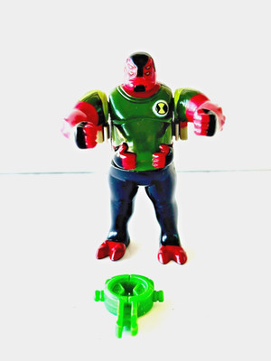 Gorvan With Key COMPLETE Ben 10 Alien Force Creation Chamber Figure