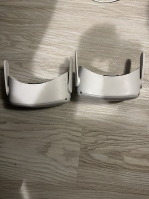 (LOT OF 2 ) Oculus Meta Quest 2 VR HEADSET ONLY