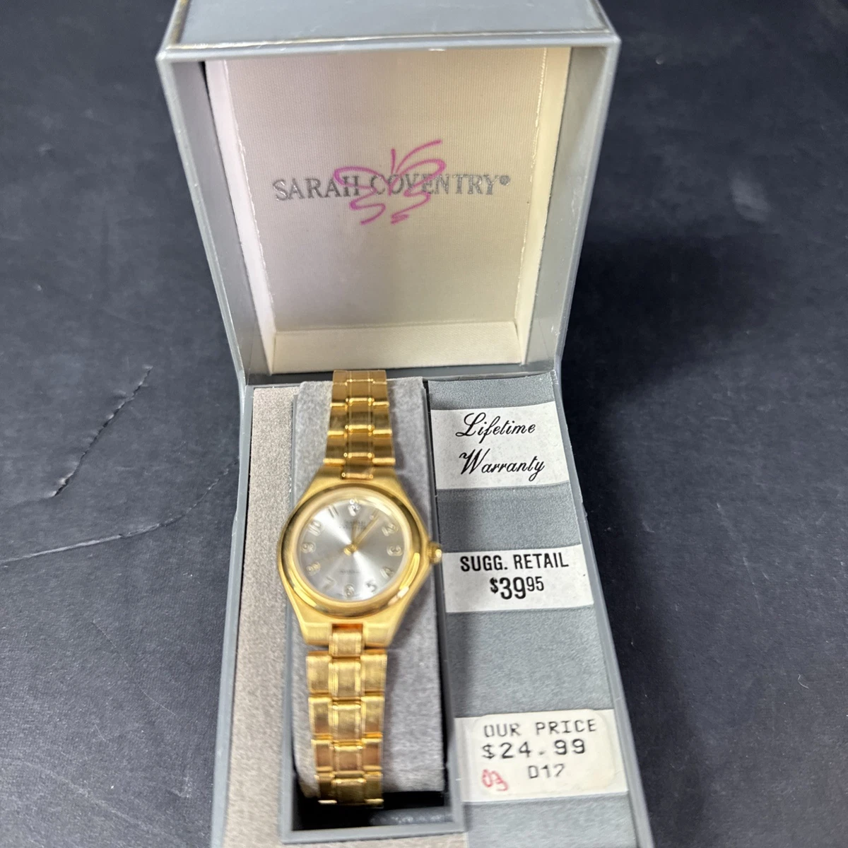 Sarah Coventry Gold-Tone Heart Accent Oval Dial Bracelet Watch Sarah Coventry Watches - Etsy main image 2