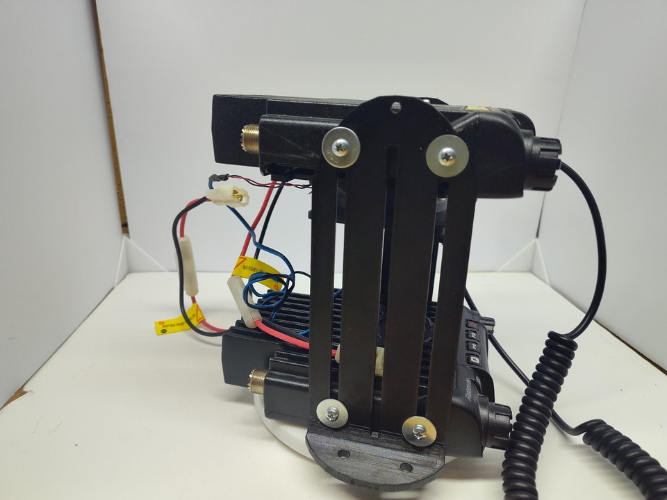 TYT TH-9000d/Retevis RT9000 repeater and base station rack or other ...