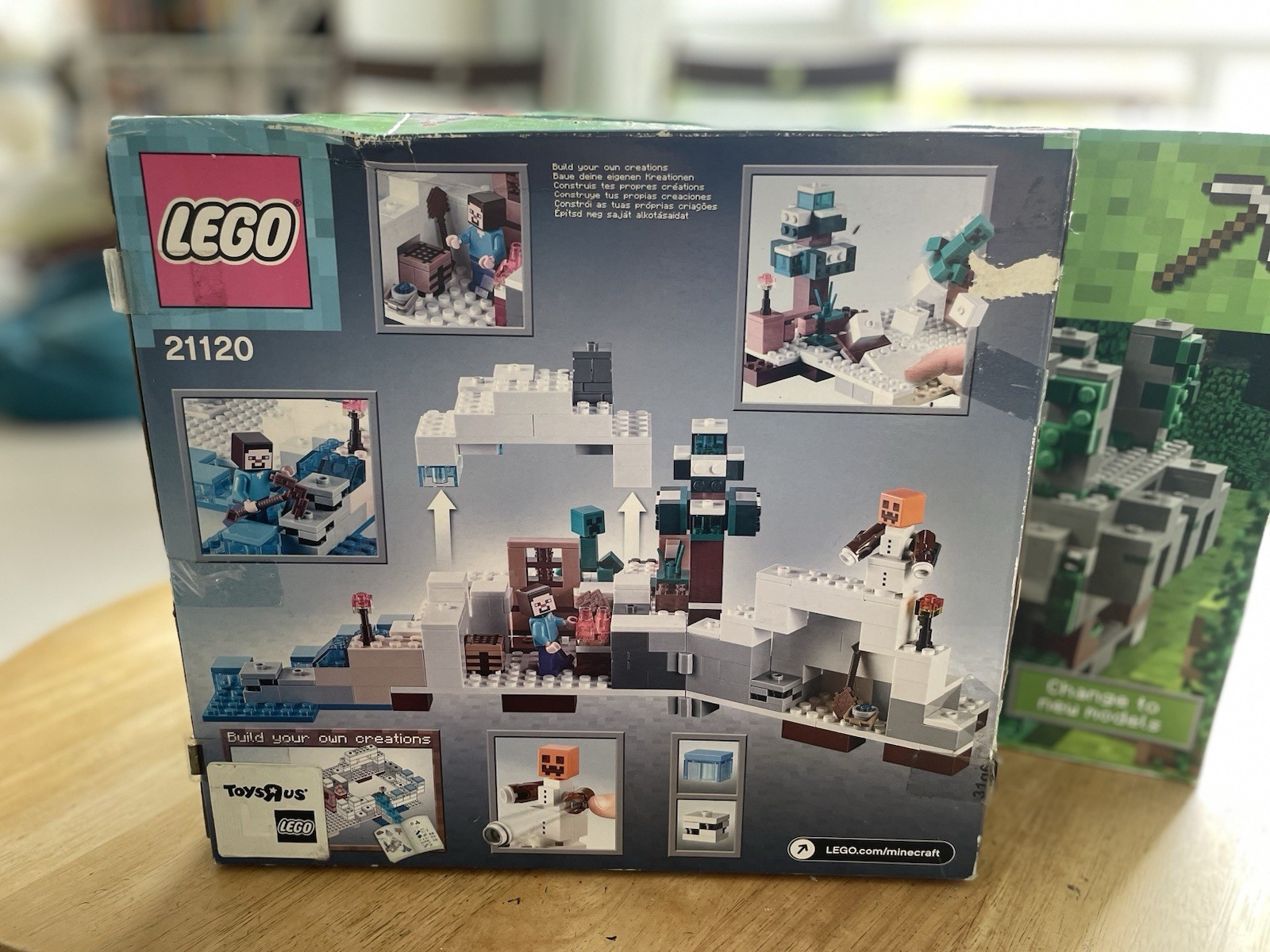 LEGO Minecraft The Snow Hideout 21120 brand new in sealed box ...