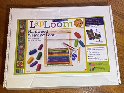 Harrisville Designs Friendly Loom Lap Loom Size B 14 1/4'' by 18 1/2'' NEW w/Yarn