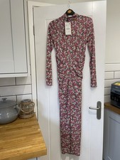Pretty pink floral bodycon Zara dress size M Medium back detail 
