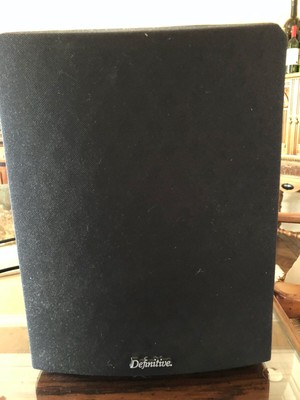 definitive technology subwoofer 700 watts