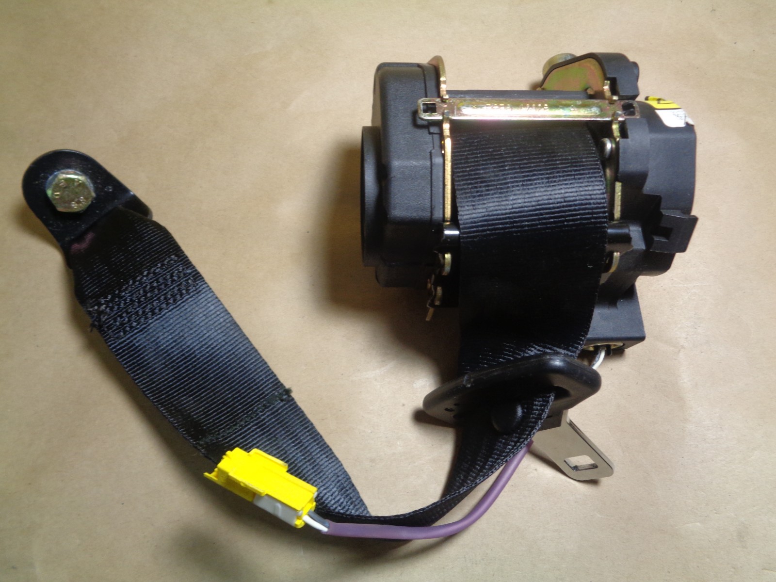 Maserati Quattroporte LH Rear Seat Belt...Part# 66948500