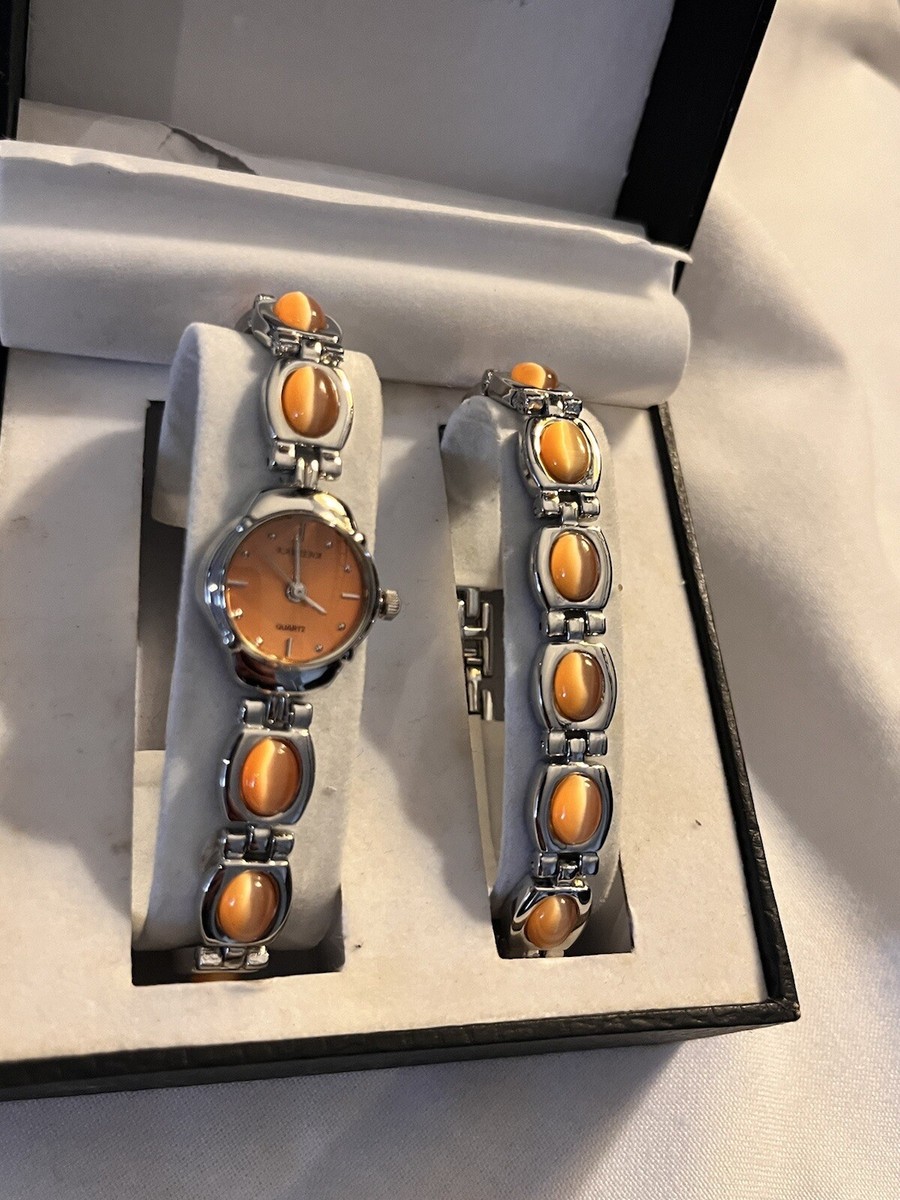 Kareena Opal Collection Women\'s Quartz Watch & Bracelet NIB Vintage Kareena Interchangeable Watch Set – Guria Vintage main image 3