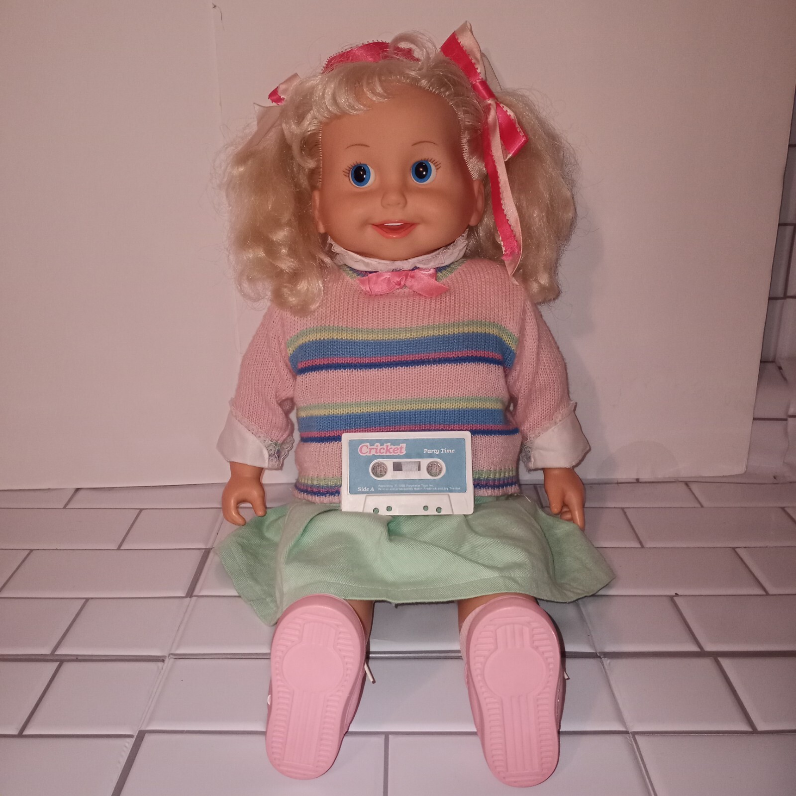 1986 Vintage Playmate Talking Cricket Doll . Cassette & clothing