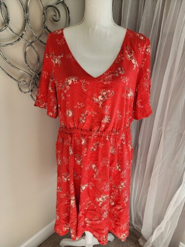 Torrid Dress Women's 1X Red Floral Skater Short Flutter Sleeve
