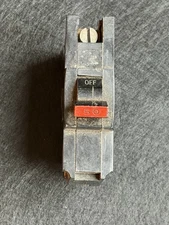Federal Pacific NA150 50 Amp 1 Pole 120/240V Stab Lok Circuit Breaker *broken*