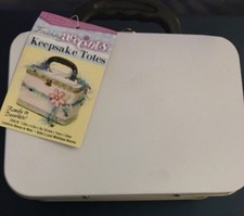 Darice Keepsake Tote - Lunch Box Tin - 7.25" x 5.5" x 3"