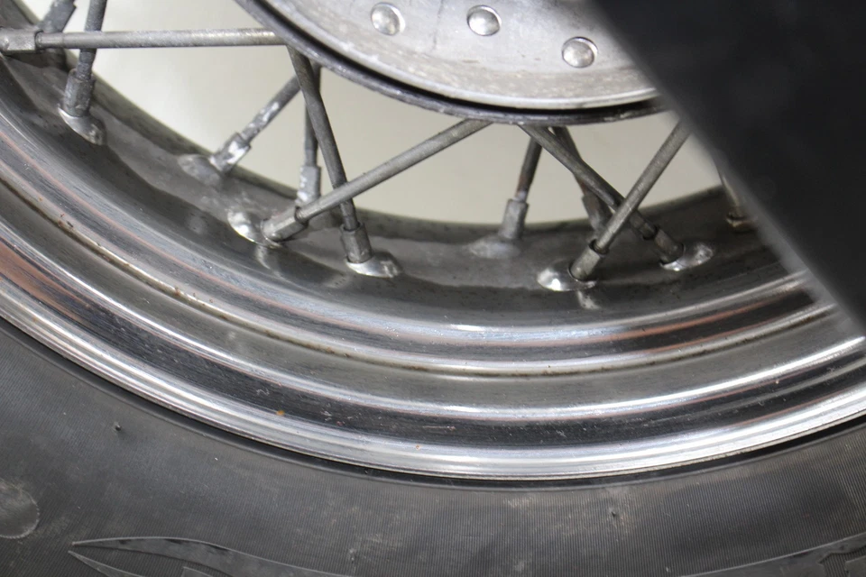 Llanta trasera clásica Yamaha V Star 1100 XVS1100A 1999-2009  Foto 4 de 4