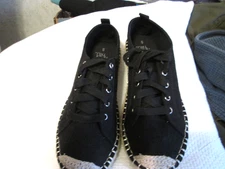 NWOB Time and Tru Black Fabric Espadrille Size 6