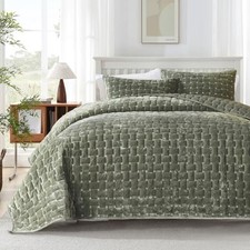 Velvet Quilt King Size - Luxe Olive Green Quilt Set, Lightweight Velvet