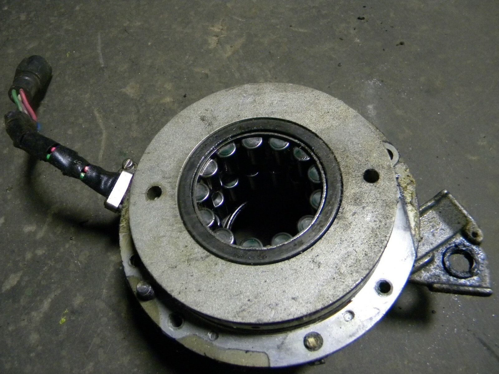 Bearing & timer Base 387432 0583289 for Johnson 88 SPL Evinrude OMC Outboard