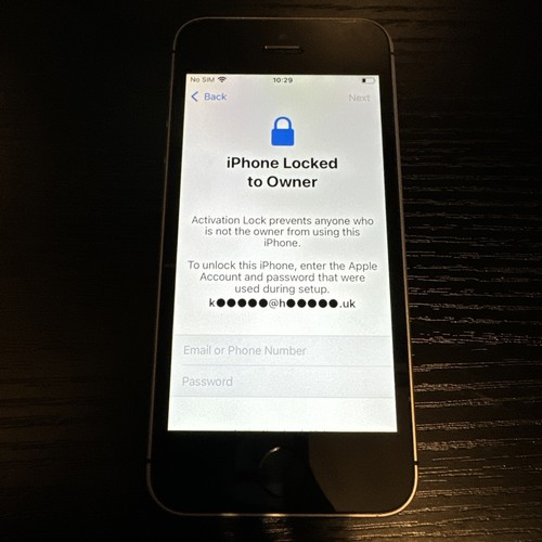Apple iPhone SE 16GB Space Grey (Vodafone) *Faulty* - Afbeelding 3 van 10