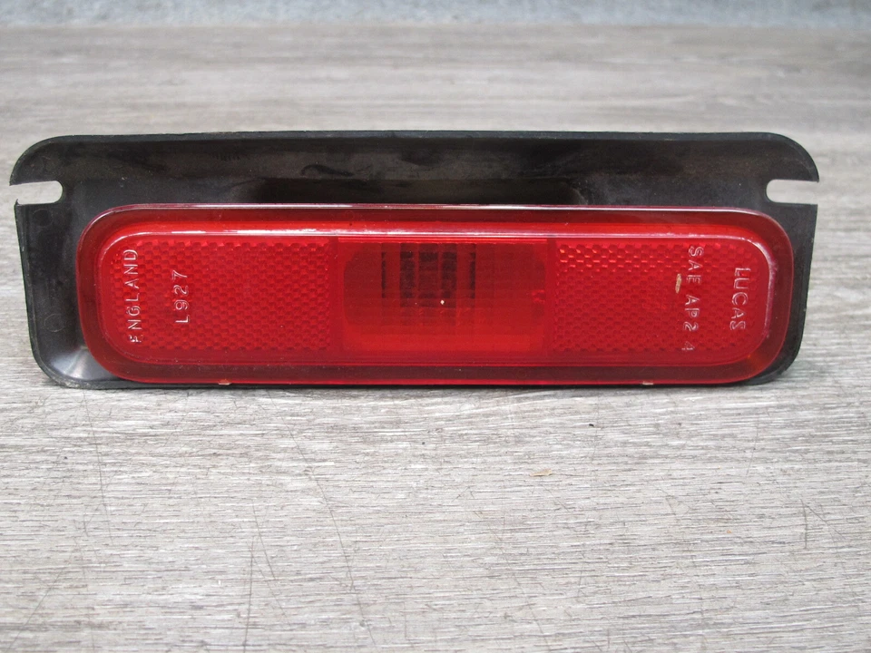 75-82 TRIUMPH TR7 JUEGO DE 2 LUCES MARCADORAS LATERALES TRASERAS IZQUIERDA Y DERECHA OEM Foto 3 de 4