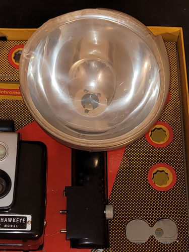 Fotocamera flash vintage Kodak Brownie occhio di falco vestito flasholder in scatola originale - Foto 4 di 9