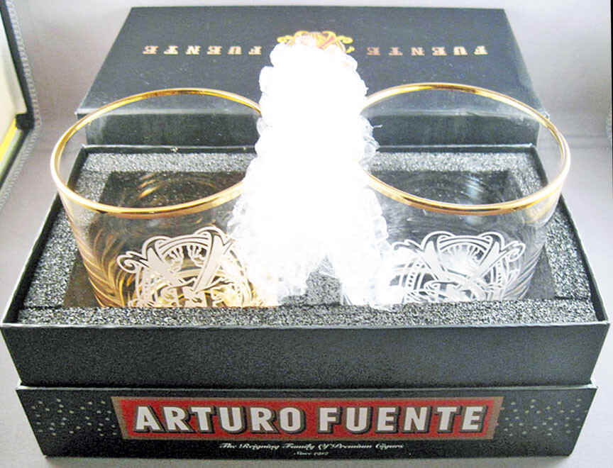 Opus X Rocks Glass Set Father and his Son Whiskey Glasses Arturo Fuente eBay