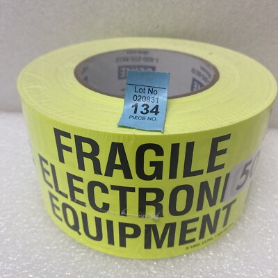 ULINE 3'' x 5'' Fragile Electronic Equipment Labels (500 per Roll)