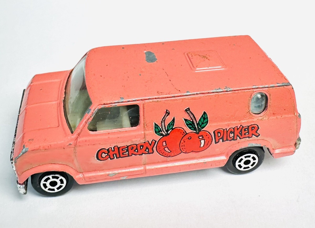 旭玩具【ルノー フロリード赤リペイント屋根欠】ブリキ tin toy car箱無 旭玩具【ルノー フロリード赤リペイント屋根欠】ブリキ tin toy car箱