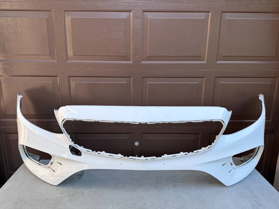 Parachoques delantero Mercedes Benz E300 E200 AMG 2017-2020 OEM A2138852600 con sensor Foto 4 de 4