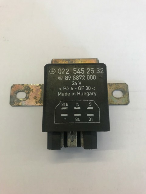 Mercedes Vario 814D relay for sale