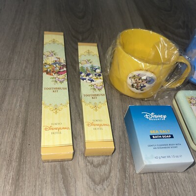 Tokyo Disneyland Hotel Amenity Kit, 1 Adult 1 Child Toothbrush
