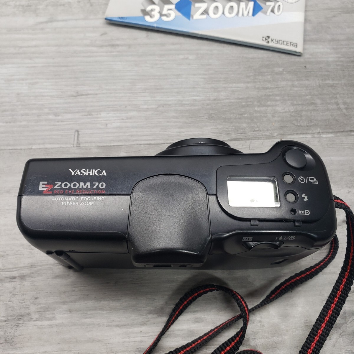 Yashica EZ5 Zoom 70 Vintage 35mm Film Point & Shoot Camera w/Case