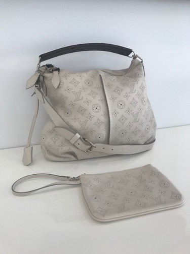 louis vuitton mahina selene mm