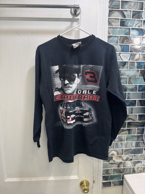 Dale Earnhardt Vintage  Winner's Circle #3 Mens M Long Sleeve Shirt
