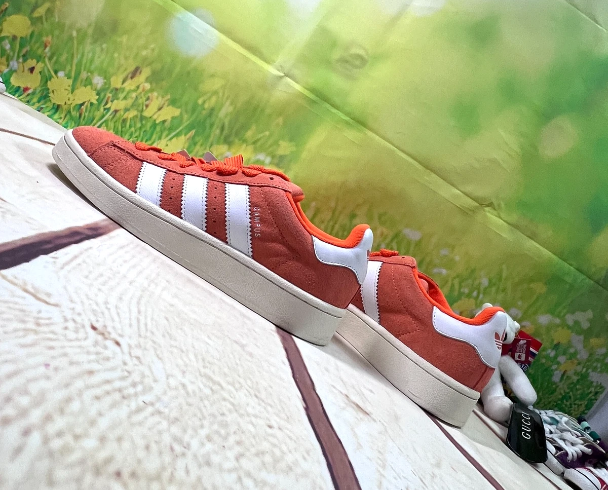 adidas gazelle silver green womens Adidas Campus 00s Amber Tint main image 0