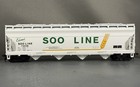 Athearn/Rail Runner - Soo Line - 55' Covered Hopper + Wgt # 74036  — photo 1