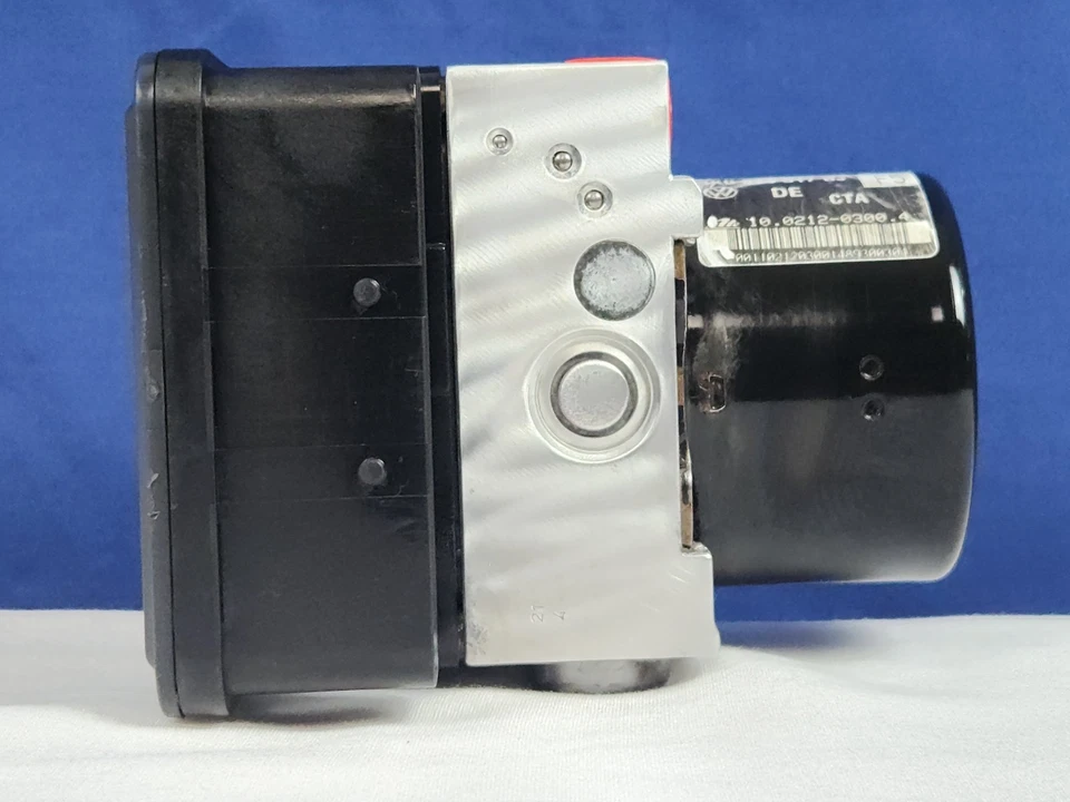 Módulo de bomba de freno antibloqueo ABS para VW Jetta Golf GTI Eso 2009 2010 1K0614517BJ F5 Foto 3 de 4