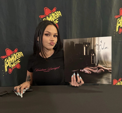 Maggie Lindemann I Feel Everything SIGNED Vinyl GALAXY Amoeba ALT