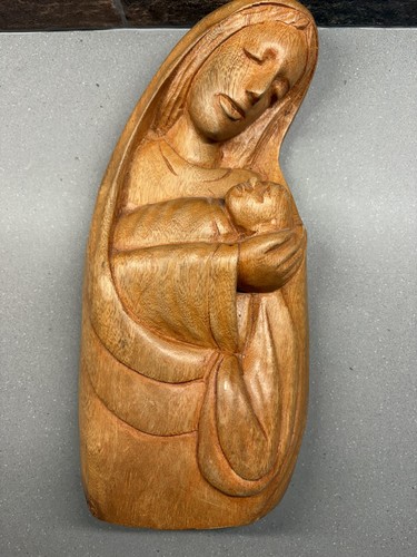Vintage Hand Carved Wooden Virgin Mary & Baby Jesus Figurine 