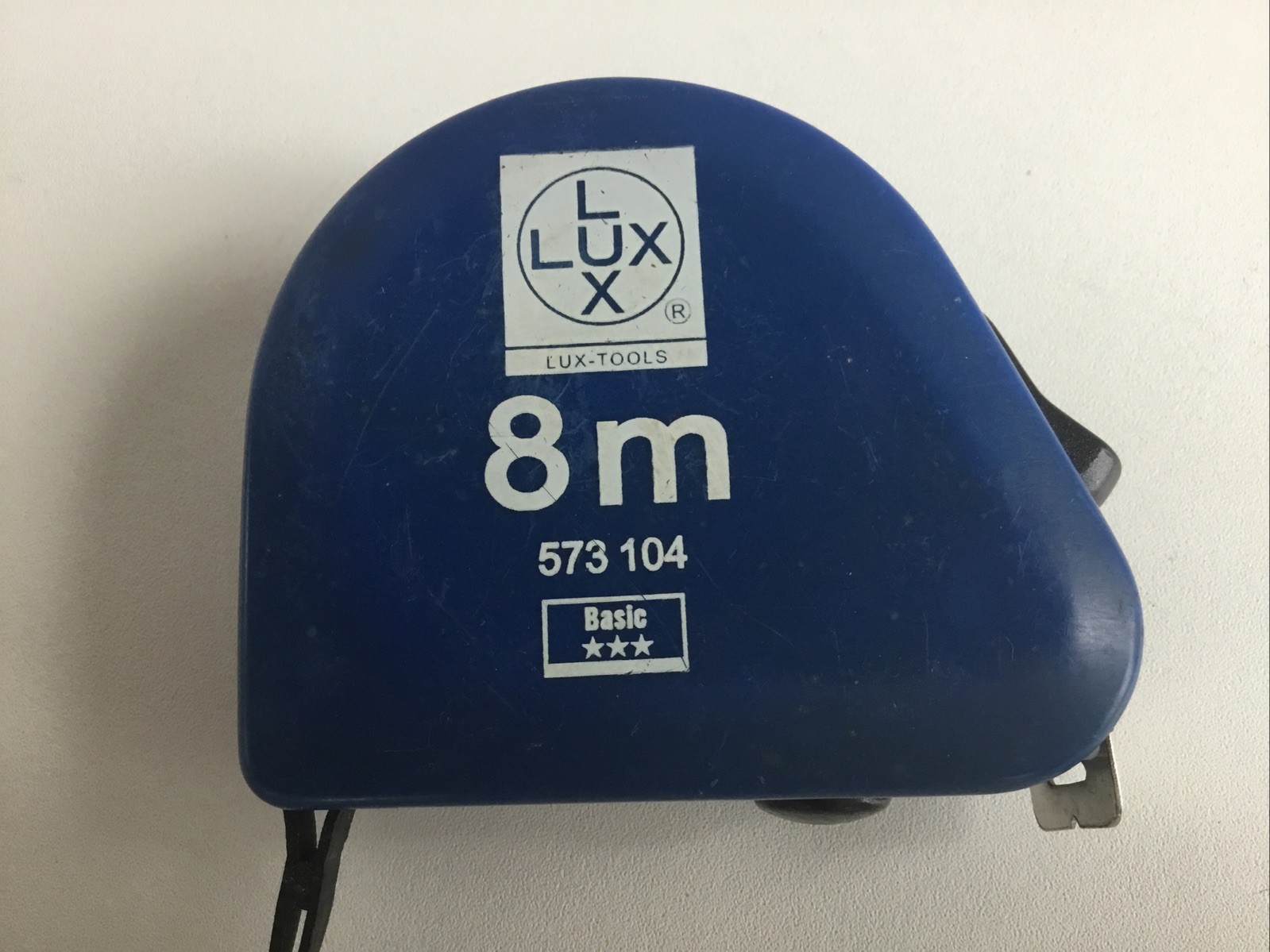 LUX BASIC 8 M Metric  (26.25 ft) Tape Measure No. 573 104 Belt clip retractable
